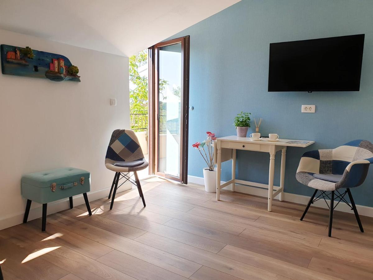 Boutique Rooms Mare Fabulas โรวีน ภายนอก รูปภาพ
