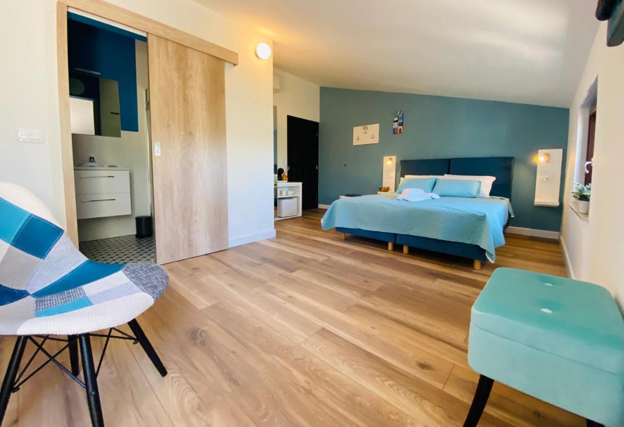 Boutique Rooms Mare Fabulas โรวีน ภายนอก รูปภาพ