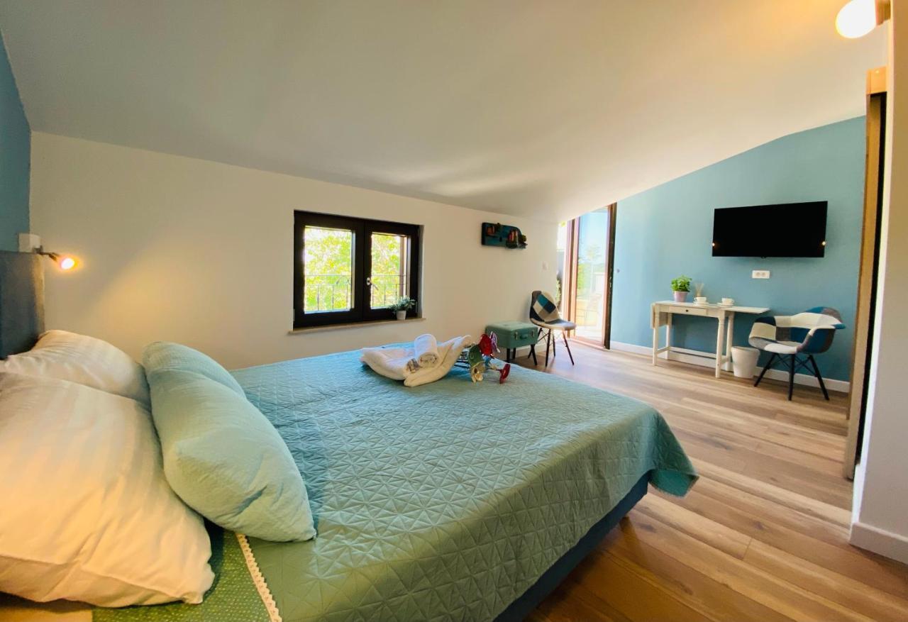 Boutique Rooms Mare Fabulas โรวีน ภายนอก รูปภาพ